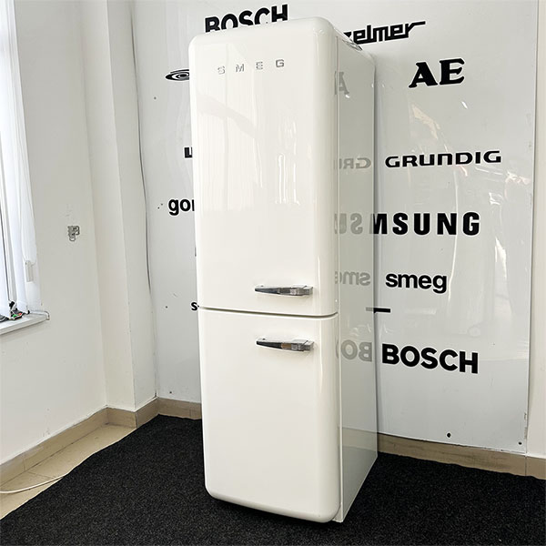 Холодильник SMEG FAB32LWH5 Холодильник SMEG FAB32LWH5 Львів